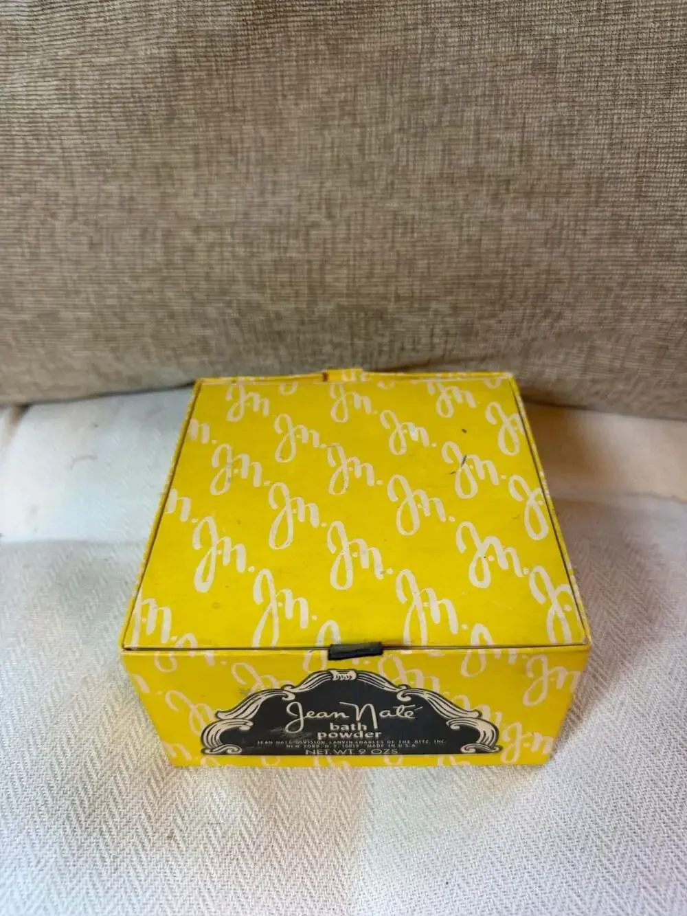 Vintage Jean Nate Bath Powder Box 9 Ounces Lanvin-Charles of the Ritz EMPTY